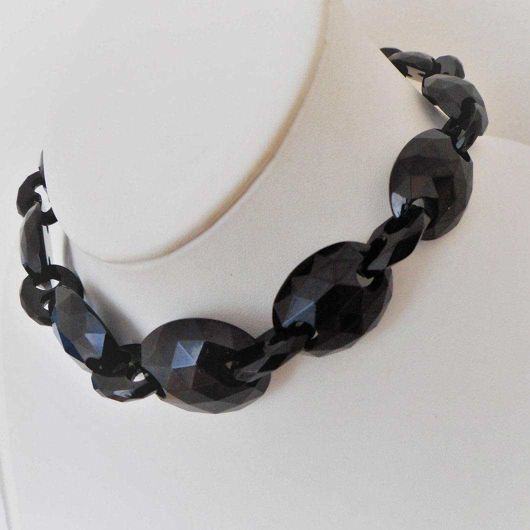 Victorian Carved Whitby Jet Necklace. - MercyMadge