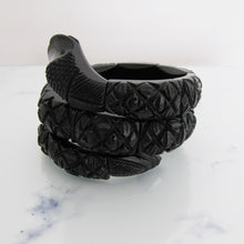Cargar imagen en el visor de la galería, Victorian Whitby Jet Segmented Snake Bracelet. - MercyMadge
