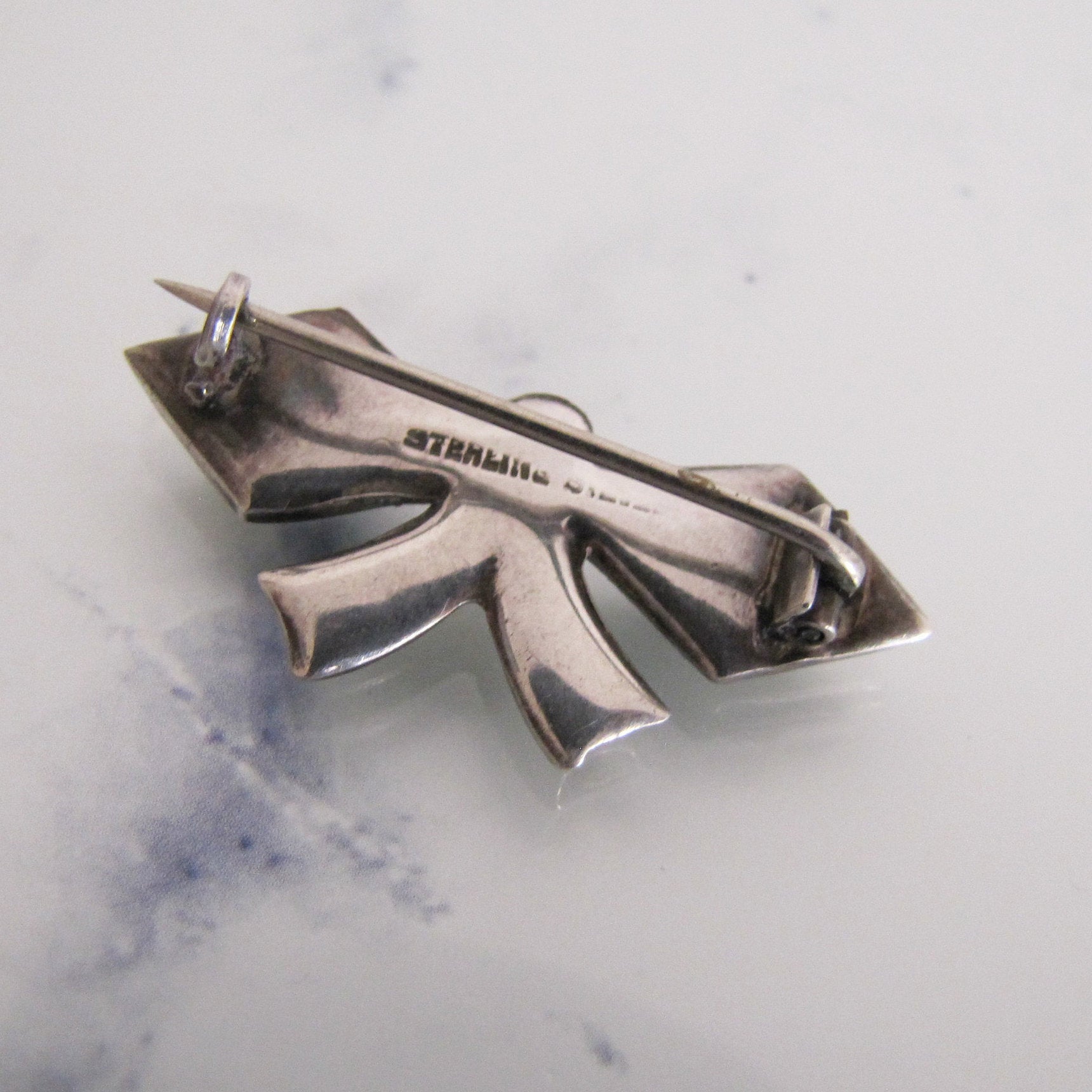 Victorian Scottish Silver & Granite Bow Brooch/Cravat Pin - MercyMadge