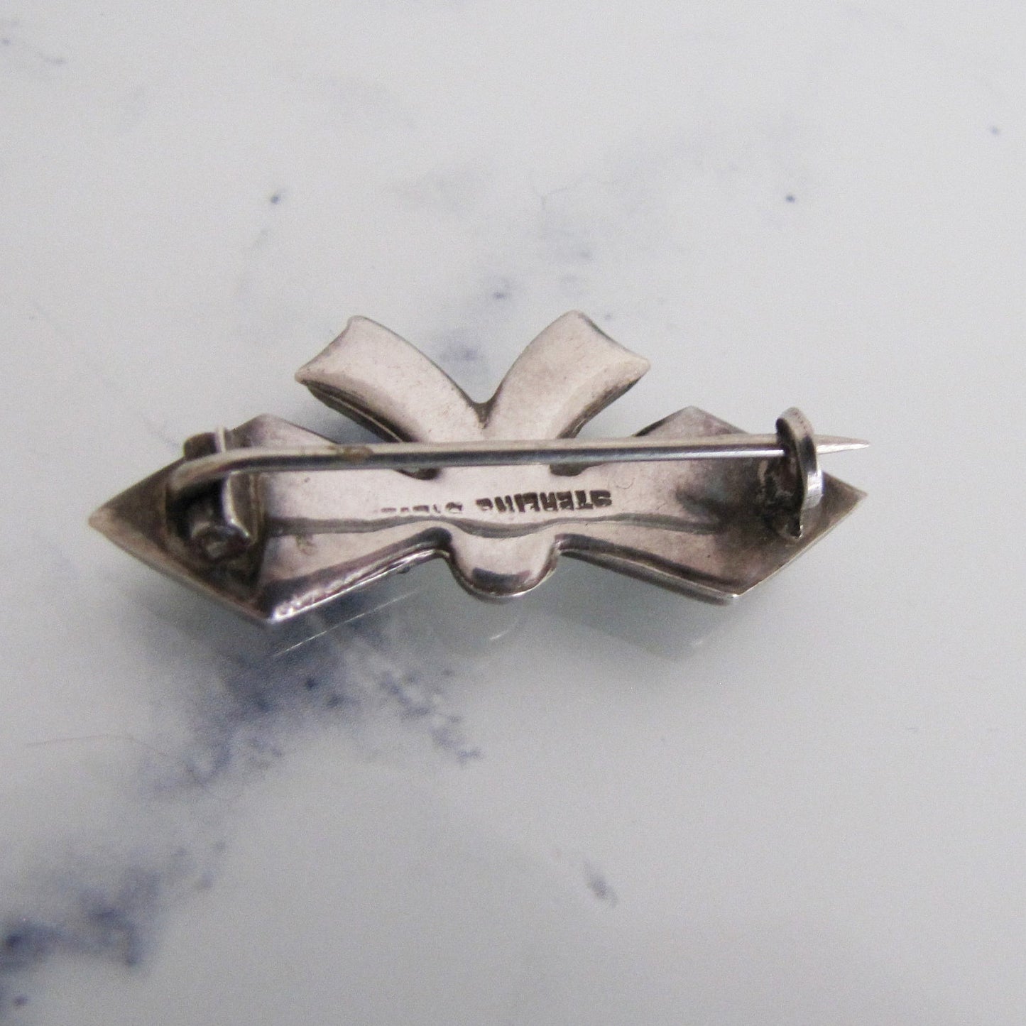 Victorian Scottish Silver & Granite Bow Brooch/Cravat Pin - MercyMadge