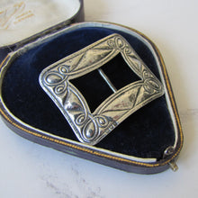 Lade das Bild in den Galerie-Viewer, Antique Arts and Crafts Silver Buckle, Art Nouveau 1902 - MercyMadge

