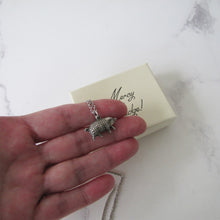 Cargar imagen en el visor de la galería, Victorian Boar Pendant Charm Necklace, Sterling Silver - MercyMadge
