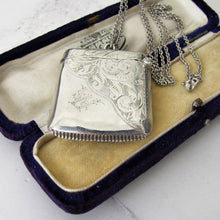 Cargar imagen en el visor de la galería, Antique Silver Vesta Pendant &amp; Long Chain, Chester 1905 - MercyMadge
