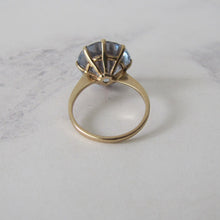 Carica l&#39;immagine nel visualizzatore di Gallery, 1960&#39;s 10 Carat Topaz Solitaire Dress Ring, 9ct Gold. - MercyMadge
