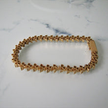 Cargar imagen en el visor de la galería, Vintage 14ct Gold Diamond Cluster Bracelet &amp; Appraisal - MercyMadge
