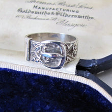 Cargar imagen en el visor de la galería, Engraved Scottish Silver Celtic Buckle Ring - MercyMadge
