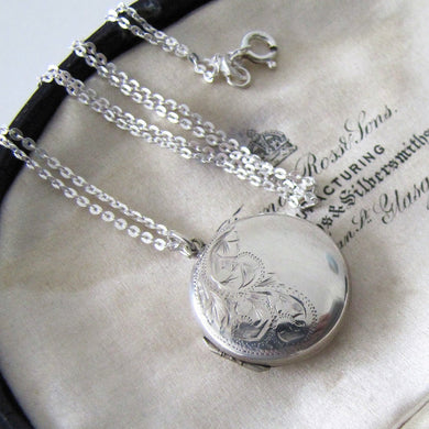 Vintage Sterling Silver Locket Necklace, Engraved Ferns. - MercyMadge