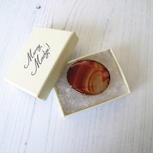 Load image into Gallery viewer, Antique Scottish Banded Banded Agate Brooch. Edwardian Rolled Gold Oval Carnelian Brooch. Antique Scottish Pebble Jewellery
