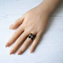 Cargar imagen en el visor de la galería, Vintage 4ct Tsavorite Garnet &amp; Diamond Ring. 14ct Gold, 4 Stone Green Gemstone Shamrock/Flower Ring With Certification/Valuation
