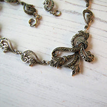 Cargar imagen en el visor de la galería, Antique Art Deco Sterling Silver &amp; Marcasite Necklace. Art Nouveau Floral Ribbon Short Choker Necklace.
