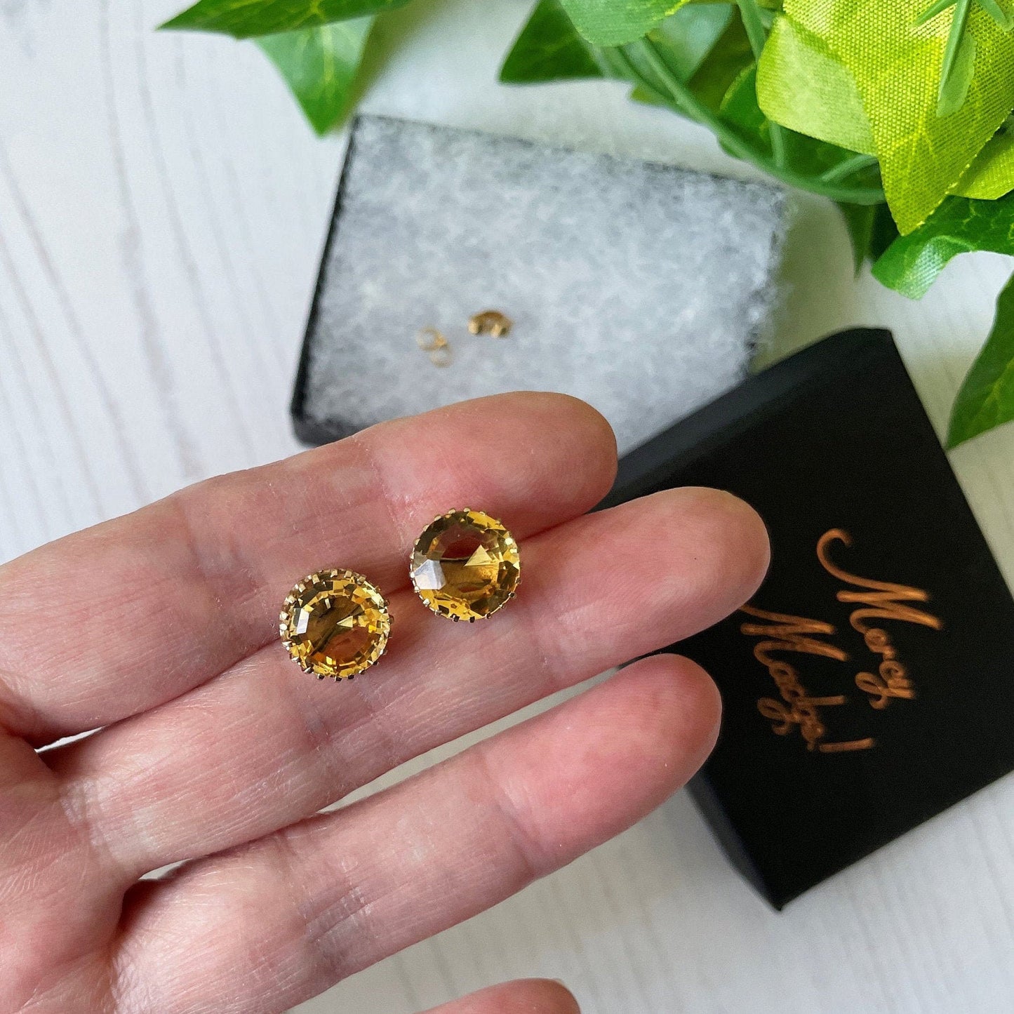 Victorian Scottish 15ct Gold Cairngorm Citrine Earrings. Antique Golden Citrine Solitaire Stud Earrings In Coronet Settings