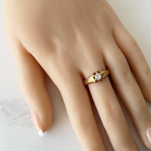 画像をギャラリービューアに読み込む, Victorian 18ct Gold &amp; Diamond Belcher Ring, Hallmarked London 1897. Antique Old European Cut 0.25ct Diamond Solitaire Ring. Yellow Gold Ring
