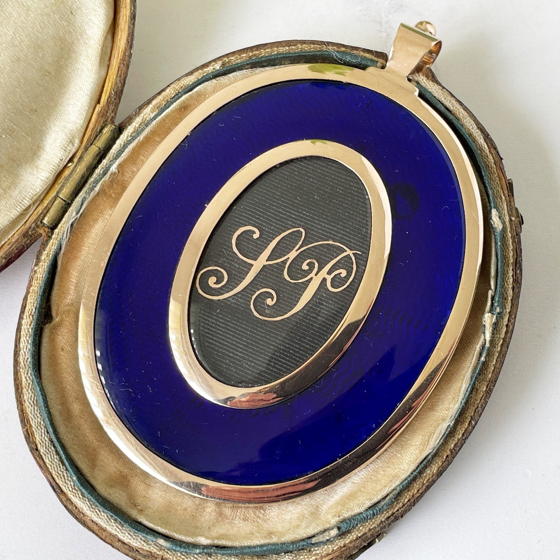Antique Georgian 18ct Gold Portrait Miniature Locket. Cased 2-Sided Gold & Blue Enamel Love Token/Sentimental Locket With Gold Monogram.