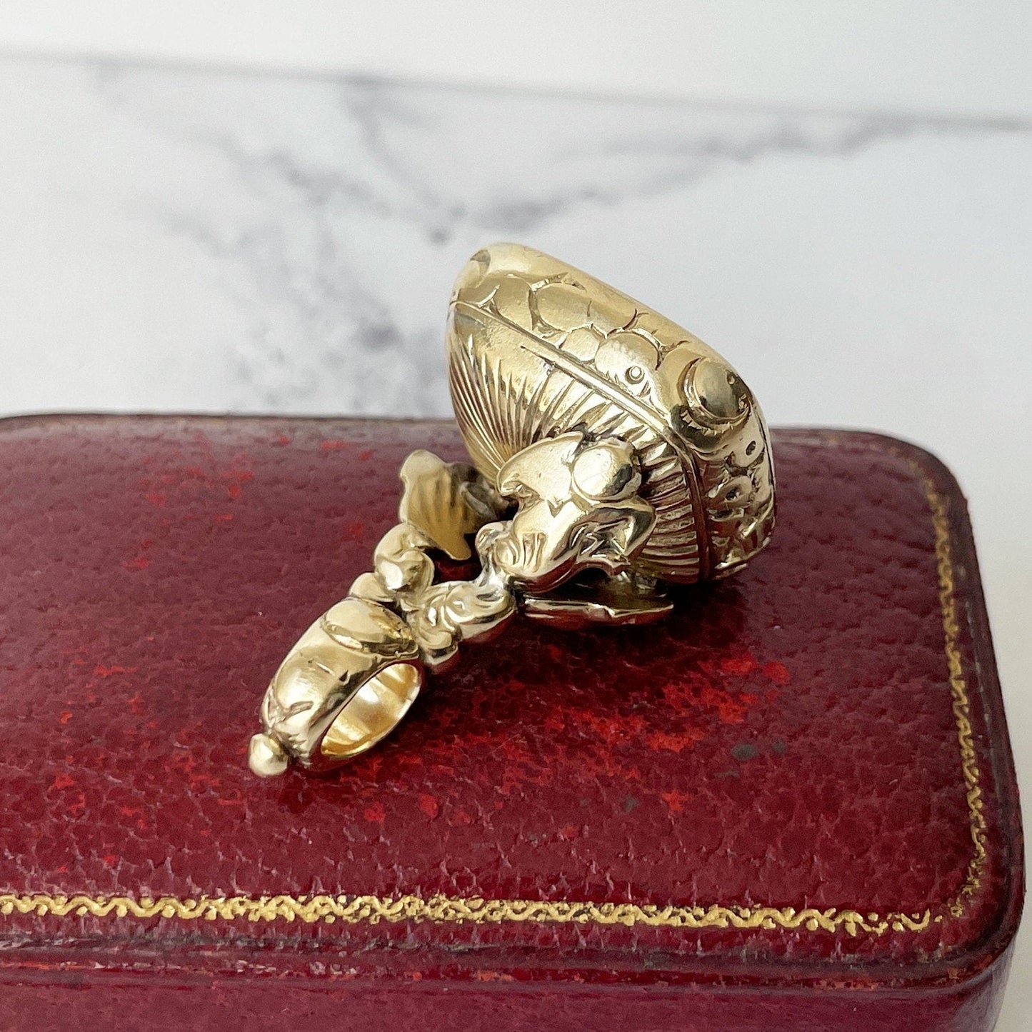 Georgian 15ct Gold Seal Fob - Fairness Wins. Carved Moonstone Latin Intaglio Fob Seal. Armorial Crest/Coat Of Arms Wax Seal Fob, Circa 1760