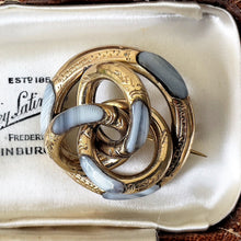 画像をギャラリービューアに読み込む, Antique Scottish Banded Agate Brooch. Victorian Lovers Gordian Knot Gold Gilt Brooch. Engraved Silver Celtic Ring Brooch. Sweetheart Jewelry
