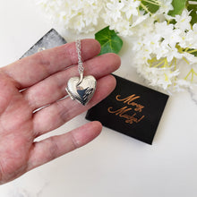 画像をギャラリービューアに読み込む, Vintage Sterling Silver Love Heart Locket &amp; Chain. Engraved Sweetheart Locket Necklace. Puffy 2-Photo Apple Heart Locket, Belcher Chain
