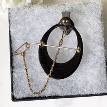 Lade das Bild in den Galerie-Viewer, Antique Victorian Pique Brooch. Antique Snake Head and Hoop Stylized Brooch. Victorian Shell Brooch With Inlaid Gold &amp; Silver
