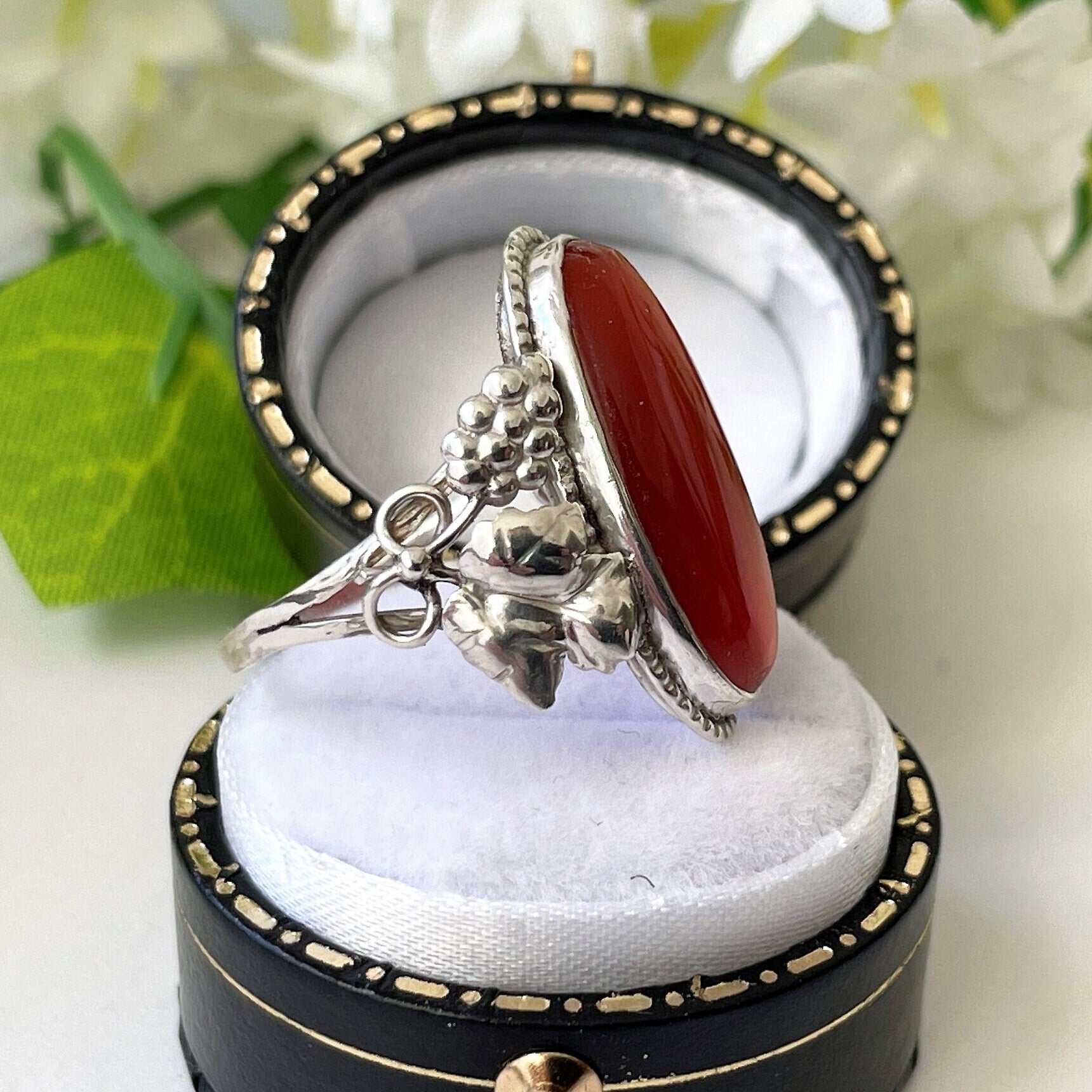 Antique Arts & Crafts Silver Carnelian Ring. Art Nouveau Sterling Silver Grapevine Ring, Size UK/O, US /7. Edwardian Carnelian Cabochon Ring