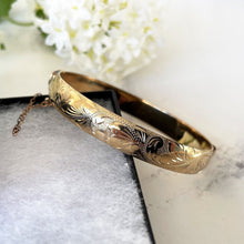 Cargar imagen en el visor de la galería, Vintage 12ct Rolled Gold Bracelet, Harrods Of London. Edwardian Style Excalibur Gold Bracelet. Engraved Fern Flourish Hinged Narrow Bangle.
