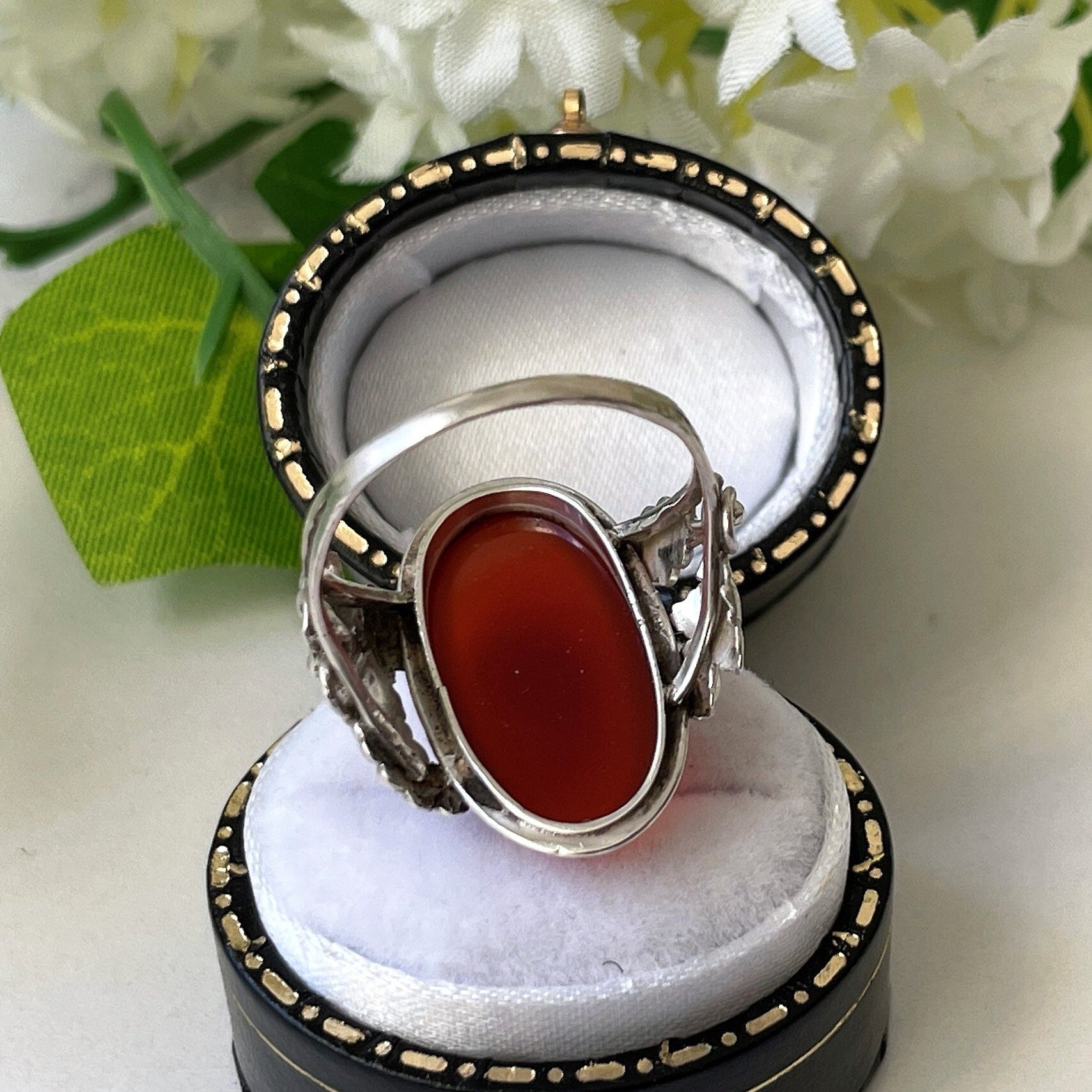 Antique Arts & Crafts Silver Carnelian Ring. Art Nouveau Sterling Silver Grapevine Ring, Size UK/O, US /7. Edwardian Carnelian Cabochon Ring