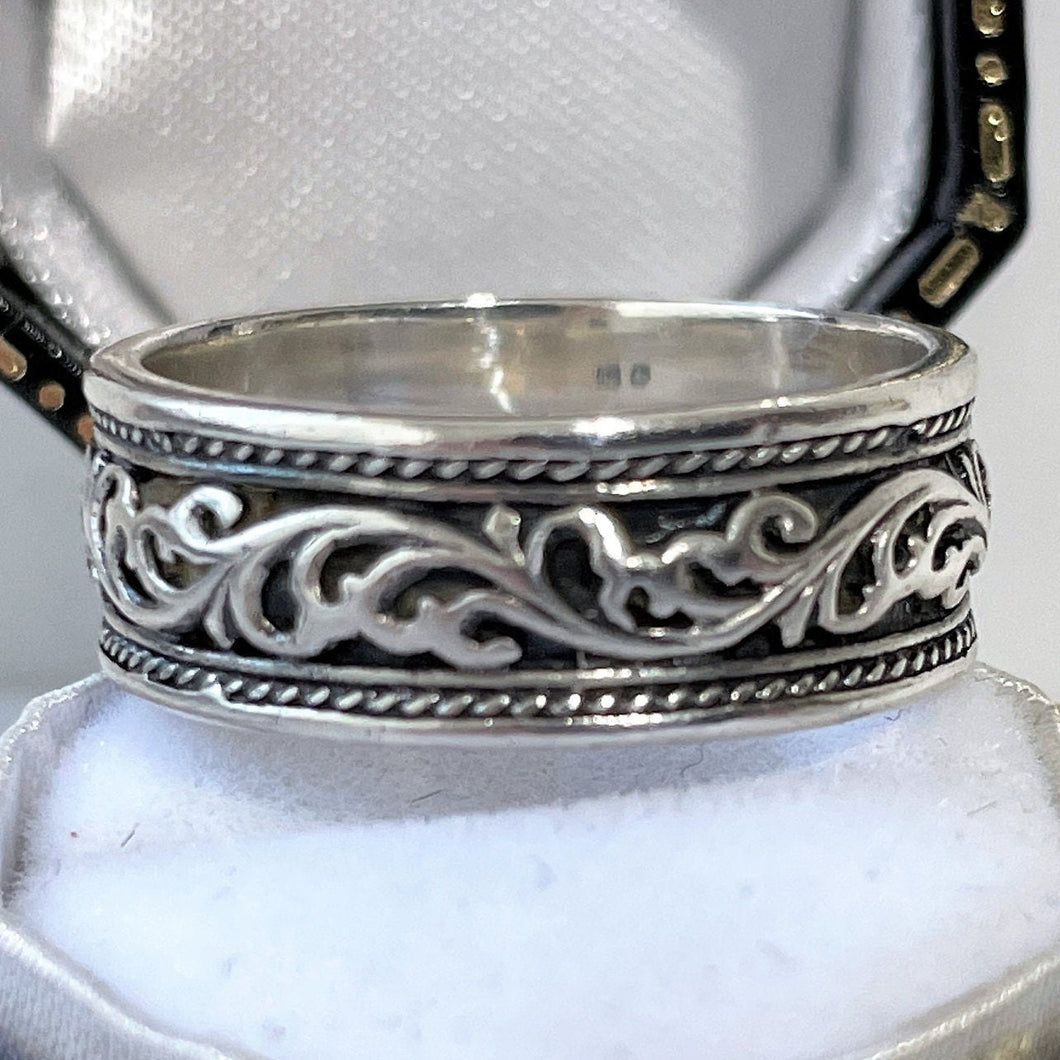 Vintage Danish Sterling Silver Ring. Silver & Black Viking Wave Ring. Vintage Scandinavian Silver Wide Band Ring Size US 8/UK P.5/EU 57.