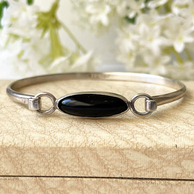 Vintage English Silver Whitby Jet Bangle, Hallmarked London 1975. Narrow Torque Style Black Gemstone Sterling Silver Bracelet.