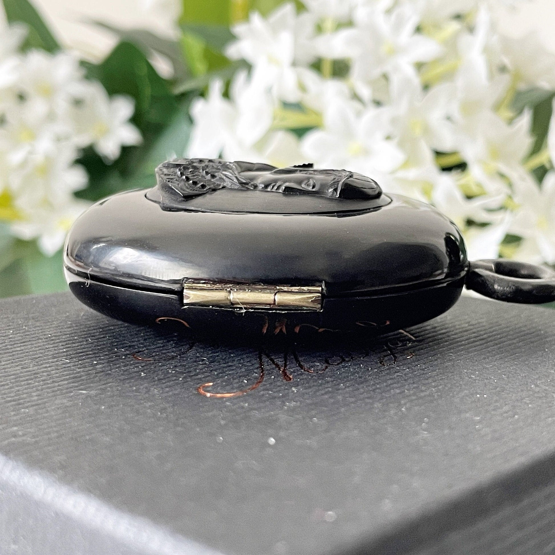 Antique Victorian Whitby Jet Locket.  Carved Jet Elizabethan Portrait Locket. Large Whitby Jet Mourning Locket. Victorian Mourning Jewelry