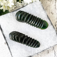 Load image into Gallery viewer, Vintage 1930s Forest Green Bakelite Dress Clips. Pair Art Deco Dress Clips. Set of 2 Deep Carved Bakelite Brooches. Antique Art Deco Jewelry
