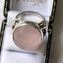 Lade das Bild in den Galerie-Viewer, Antique Silver &amp; Rose Quartz Arts And Crafts Ring. Massive Celtic Knotwork Art Nouveau Ring, Circa 1910. Unisex Statement Ring UK R-1/2 US 9
