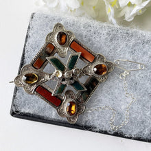 Lade das Bild in den Galerie-Viewer, Victorian Scottish Silver Citrine, Moonstone &amp; Agate Brooch. St Andrews Cross and Crown Engraved Brooch. Antique Scottish Pebble Jewellery

