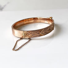 Load image into Gallery viewer, Antique Victorian Solid 9ct Gold Buckle Bangle. Aesthetic Engraved Daisy Bracelet, Hallmarked 1848. Antique English Rose Gold Cuff Bracelet
