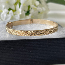 画像をギャラリービューアに読み込む, Vintage 9ct Gold Baby Bangle. Diamond Engraved Rolled Gold Childs Bracelet. English Expanding Adjustable Bangle. Baptismal, Christening Gift
