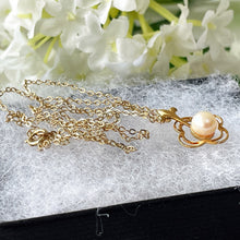Load image into Gallery viewer, Vintage 9ct Gold &amp; Pearl Pendant Necklace. Art Nouveau Style Fleur-di-Lis Pendant On Chain. Cultured Pearl Solitaire Yellow Gold Necklace
