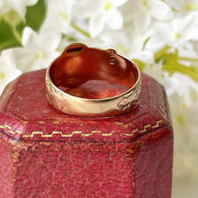 画像をギャラリービューアに読み込む, Vintage 9ct Yellow Gold Wide Buckle Ring. Art Nouveau Style Floral Engraved Band Ring.  1970s Index/Unisex/Pinky Ring, Size P UK, 7-3/4 US
