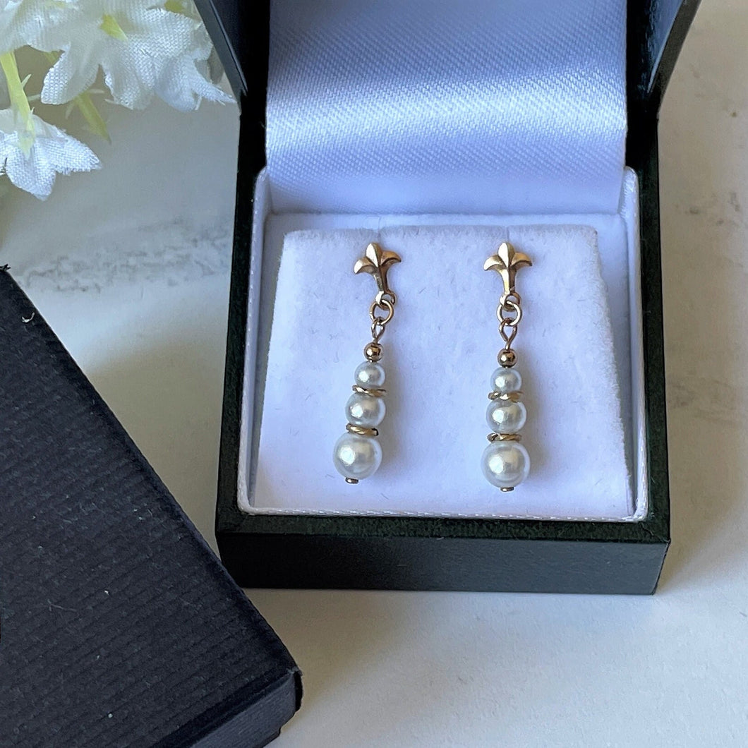 Vintage 9ct Gold Pearl Drop Earrings. Edwardian Style 3-Pearl Drop Earrings. Petite/Minimalist/Children's Cultured Pearl Dangle Earrings