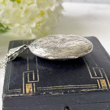 Carica l&#39;immagine nel visualizzatore di Gallery, Vintage 1980s Floral Engraved Sterling Silver Locket. English Edwardian Revival Slim Oval Photo Frame Locket, Optional Sterling Silver Chain

