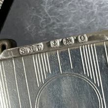 Carica l&#39;immagine nel visualizzatore di Gallery, Antique English Sterling Silver Vesta Case, circa 1913. Edwardian Novelty Hip Flask Vesta Keepsake Pendant. Machine Engraved Match Safe Fob.
