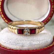 Cargar imagen en el visor de la galería, Vintage 18ct Gold Diamond &amp; Square Cut Ruby Ring. Art Deco Style Princess Cut Gemstone Stacking/Wedding Band. July Birthstone Ring Sz M/6.25
