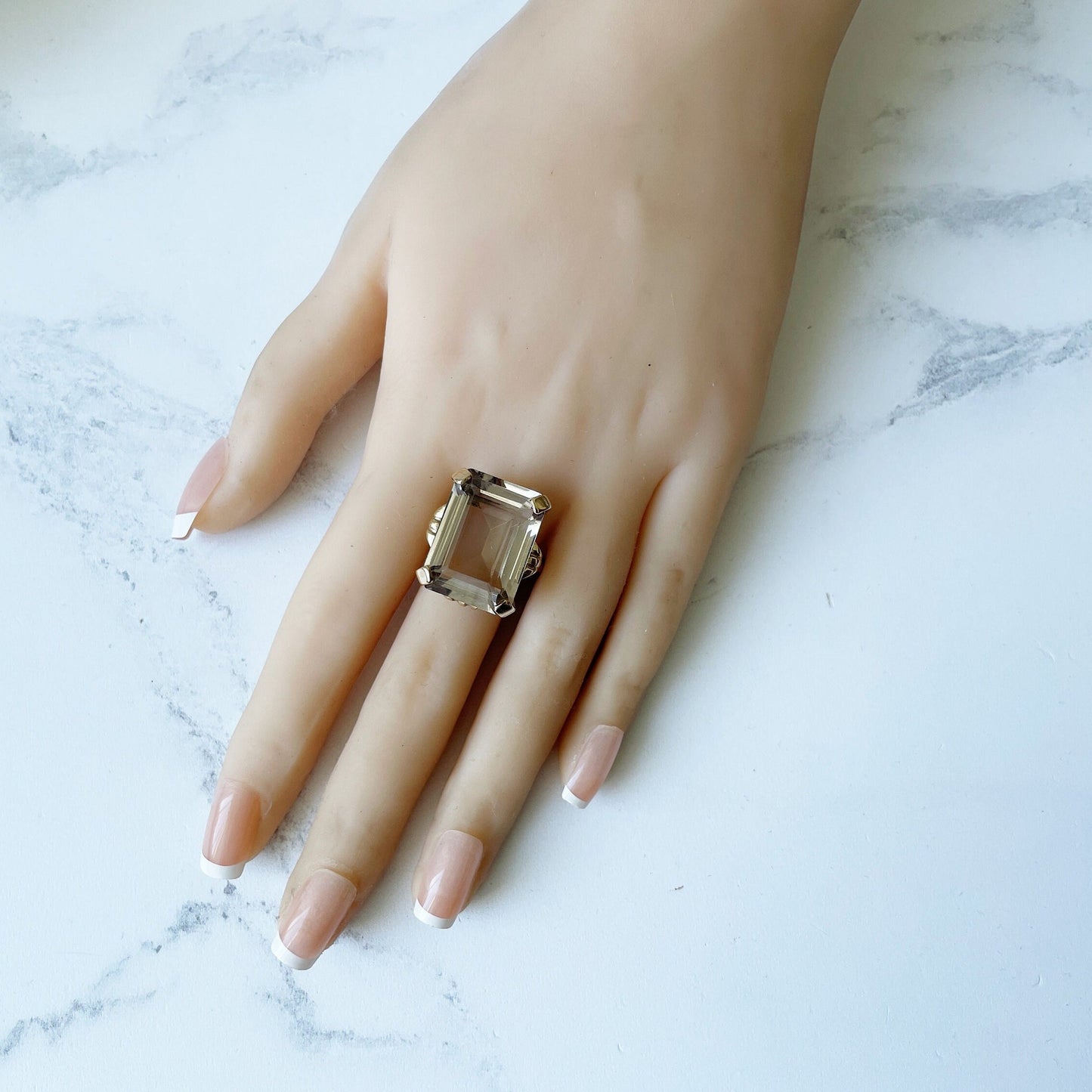 Vintage 9ct Gold Spinel Cocktail Ring. 28 Carat Emerald/Rectangle Step Cut Pale Yellow Spinel Ring. Yellow Gold Cocktail Ring, London 1966