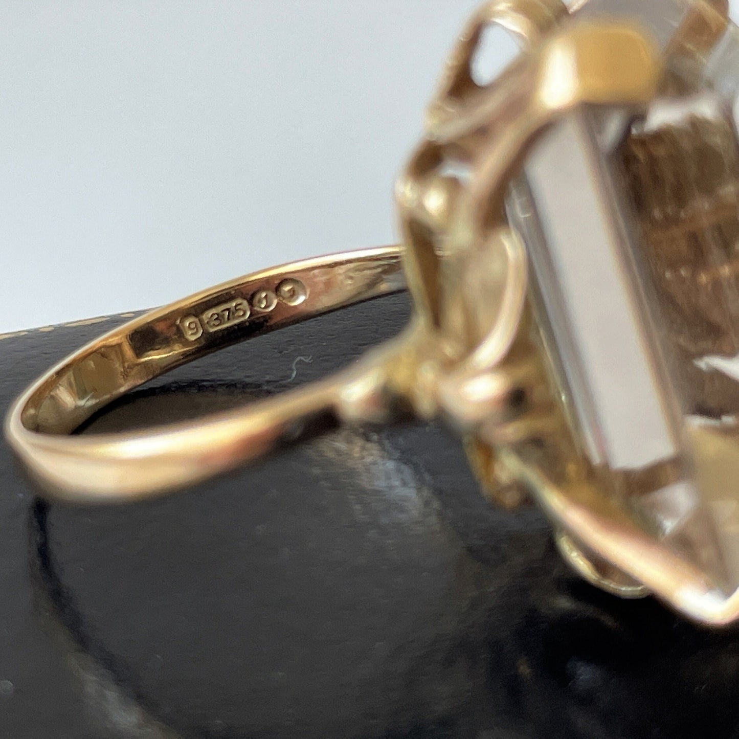 Vintage 9ct Gold Spinel Cocktail Ring. 28 Carat Emerald/Rectangle Step Cut Pale Yellow Spinel Ring. Yellow Gold Cocktail Ring, London 1966