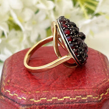 Lade das Bild in den Galerie-Viewer, Victorian 9ct Gold Bohemian Garnet Cluster Ring. Antique Almandine Garnet Large Statement Ring. Red Gemstone Floral Cluster Circle Ring
