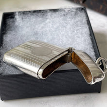 Carica l&#39;immagine nel visualizzatore di Gallery, Antique English Sterling Silver Vesta Case, circa 1913. Edwardian Novelty Hip Flask Vesta Keepsake Pendant. Machine Engraved Match Safe Fob.
