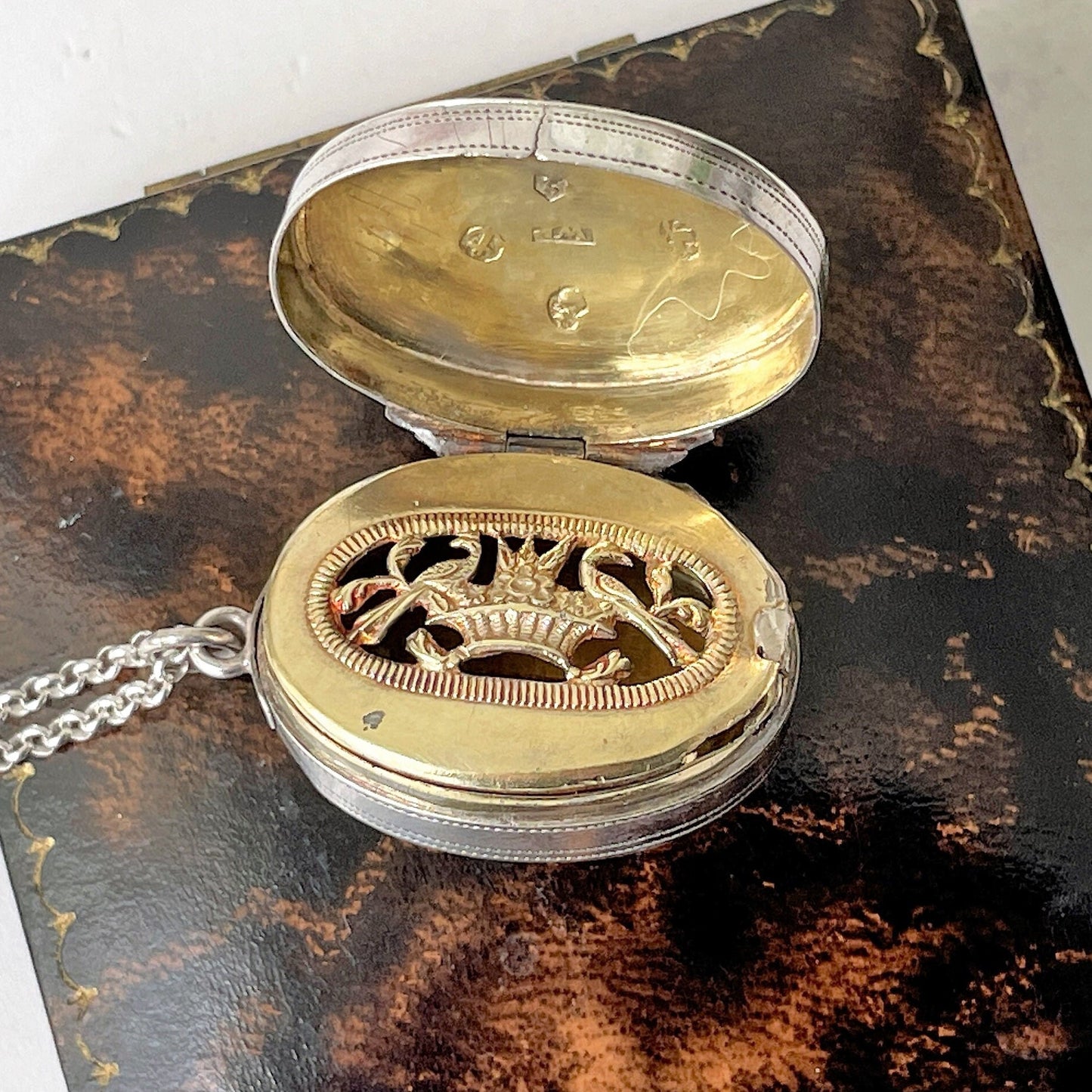 Georgian Silver Vinaigrette William Pugh 1804 Birmingham. Antique Engraved Oval Vinaigrette Pendant. Georgian Chatelaine/Watch Chain Fob