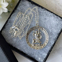 Cargar imagen en el visor de la galería, Vintage 1960s Sterling Silver St Christopher Pendant, Optional Chain. Patron Saint of Travellers Unisex Pendant. Spiritual Jewelry Amulet
