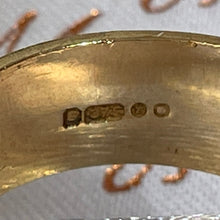 Cargar imagen en el visor de la galería, Vintage Heavy 9ct Gold Buckle Ring, Hallmarked London 1974. Retro Wide Yellow Gold Band Buckle Ring. Index/Unisex/Pinky Ring Size S /US 9
