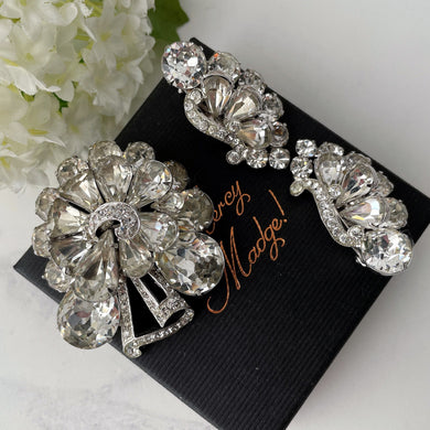 Vintage Eisenberg Clear Crystal Flower Bouquet Brooch & Earring Set. Huge 1940s Austrian Crystal Diamanté Luxury Costume Jewellery Set.
