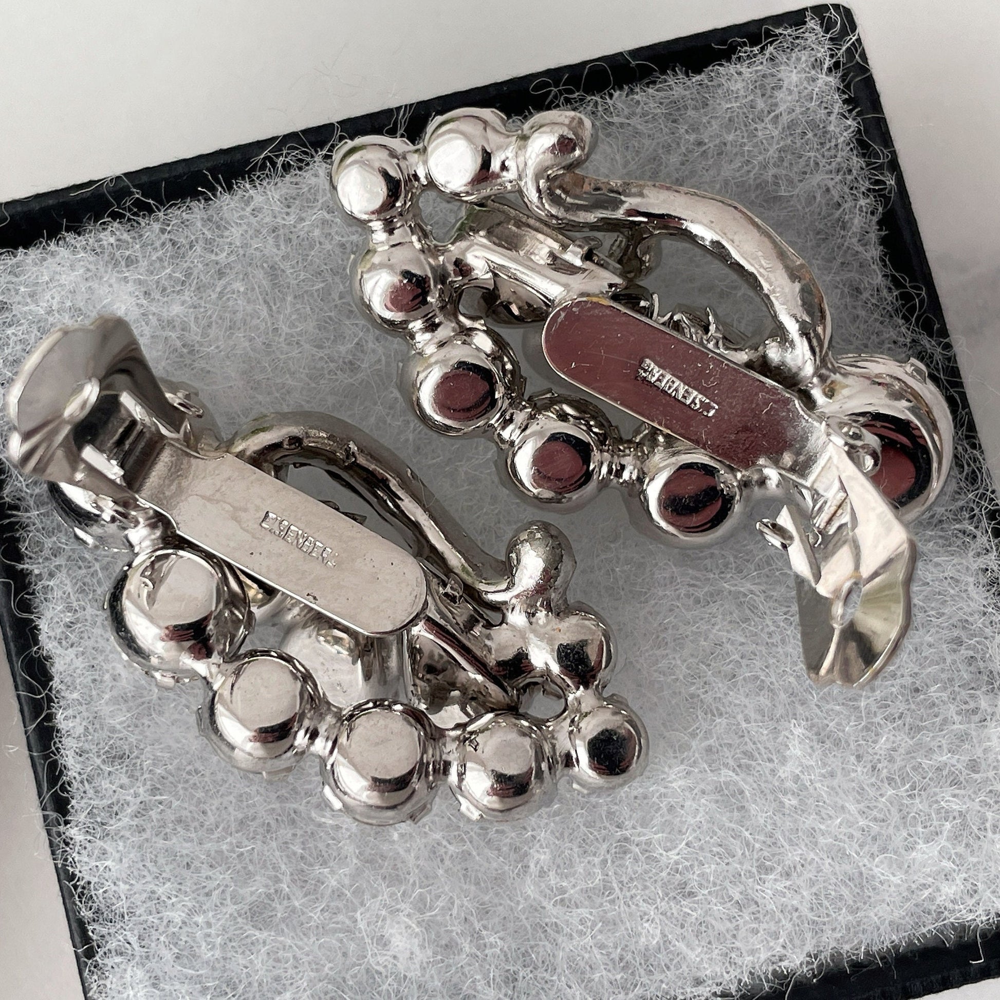 Vintage Eisenberg Clear Crystal Flower Bouquet Brooch & Earring Set. Huge 1940s Austrian Crystal Diamanté Luxury Costume Jewellery Set.