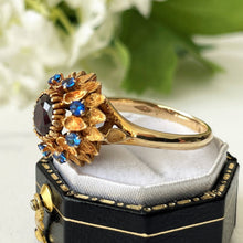 Cargar imagen en el visor de la galería, Vintage 1960&#39;s 9ct Gold Garnet &amp; Spinel Flower Ring. Daisy Dome Cocktail Ring. Mid-Century Yellow Gold Statement  Ring, Size M UK, 6.25 US
