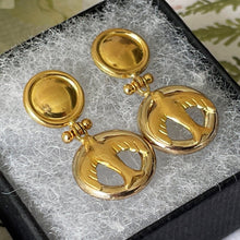 Lade das Bild in den Galerie-Viewer, Vintage 18ct Yellow Gold Swallow Earrings. Victorian Revival Gold Drop Earrings. Love Token Earrings. Uno A Terre, Italy 18K Gold Earrings
