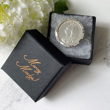 Cargar imagen en el visor de la galería, Queen Victoria Jubilee Head Silver Shilling Coin Brooch

